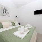 Penthouse Danijela With Jacuzzi * Makarska