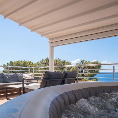 Penthouse Danijela With Jacuzzi Apartamento